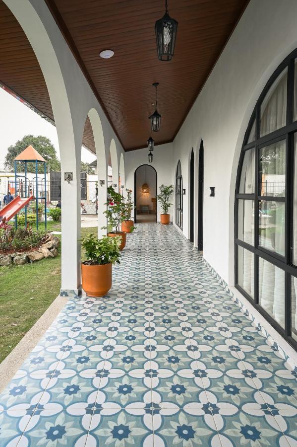 Zafra'S Hotel La Troncal ภายนอก รูปภาพ