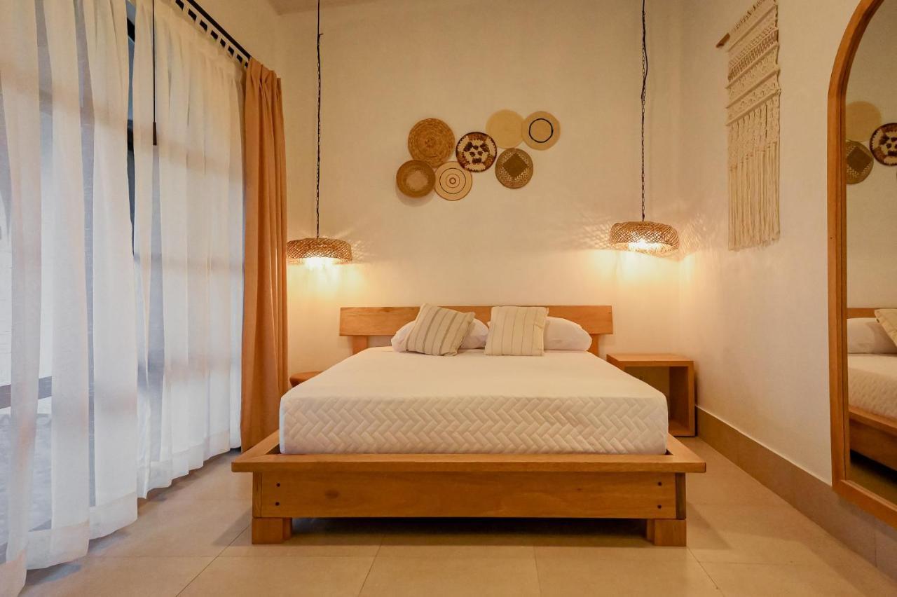 Zafra'S Hotel La Troncal ภายนอก รูปภาพ